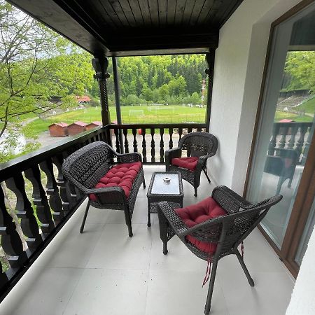 Castle Residence Apt. Eminescu Busteni Exterior photo